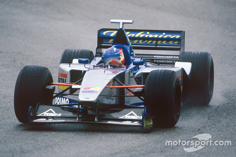 Fernando Alonso, Minardi M01