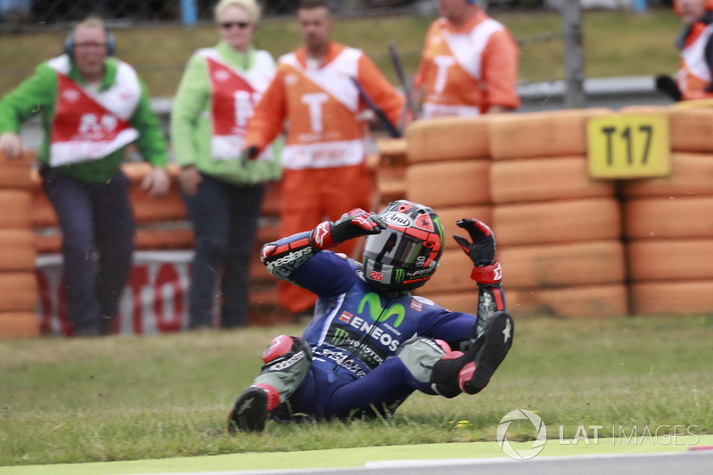 Maverick Viñales, Yamaha Factory Racing, crash