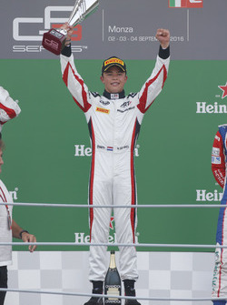 Podium: :Nyck de Vries, ART Grand Prix