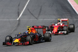 Макс Ферстаппен, Red Bull Racing та Кімі Райкконен, Scuderia Ferrari