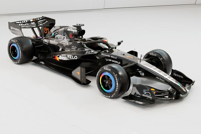 McLaren MCL40 Barcelona Test livery