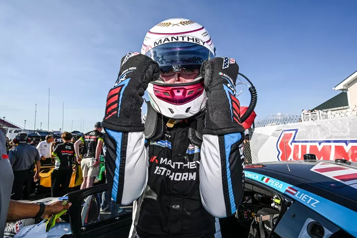 #912 Manthey 1St Phorm Porsche 911: Ryan Hardwick, Riccardo Pera, Richard Lietz