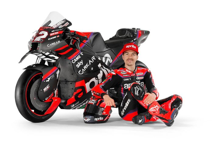 Maverick Viñales, Aprilia Racing Team