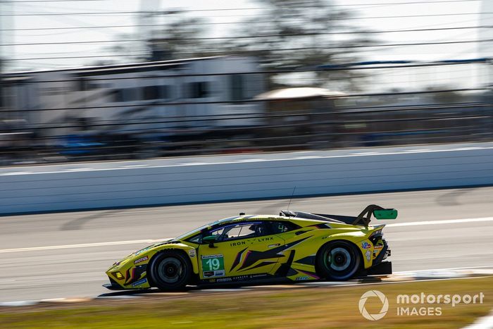 #19 Iron Lynx Lamborghini Huracan GT3 EVO2: Raffaele Giammaria, Franck Perera, Claudio Schiavoni, Rolf Ineichen