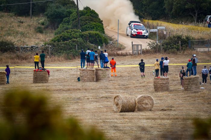Sébastien Ogier, Julien Ingrassia, Toyota Gazoo Racing WRT Toyota Yaris WRC