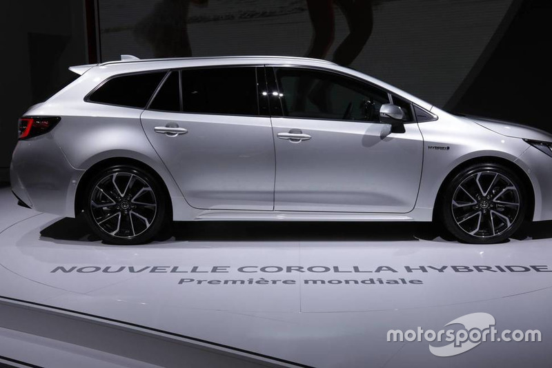 Toyota Corolla універсал 2019 року