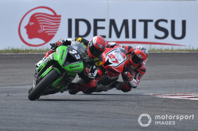 Ahmad Yudhistira, Manual Tech KYT Kawasaki Racing dan Andi Gilang, Astra Honda Racing Team