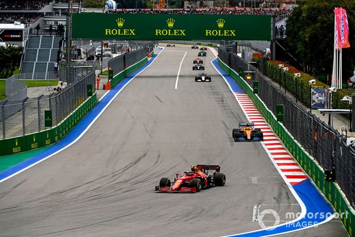 Carlos Sainz Jr., Ferrari SF21, Lando Norris, McLaren MCL35M