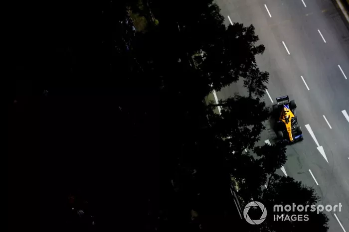 Carlos Sainz Jr., McLaren MCL34 