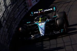 Lewis Hamilton, Mercedes F1 W15