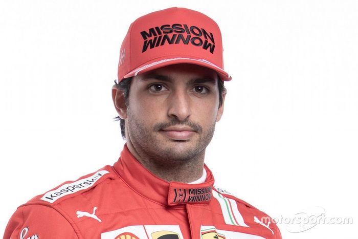 Carlos Sainz Jr., Ferrari