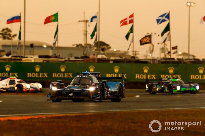#10 Wayne Taylor Racing Acura ARX-05 Acura DPi: Ricky Taylor, Filipe Albuquerque, Alexander Rossi, Helio Castroneves