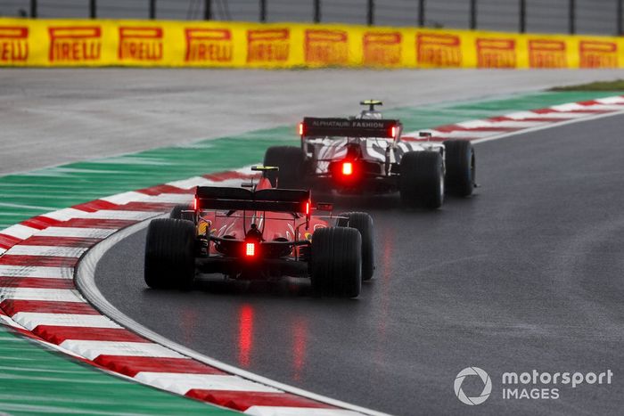 Pierre Gasly, AlphaTauri AT01, Charles Leclerc, Ferrari SF1000