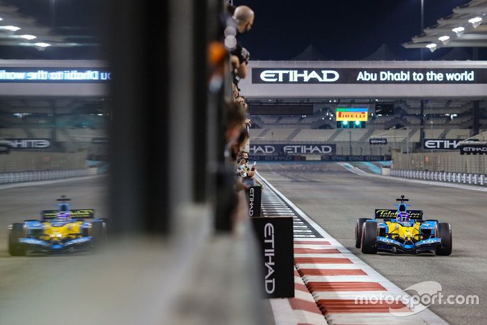 Fernando Alonso, Renault F1 Team, con el Renault R25 de 2005