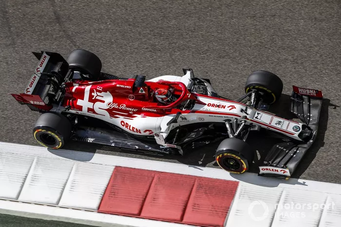 Más kilómetros recorridos en carrera (87.378): Kimi Raikkonen, Alfa Romeo Racing C39 (GP de Abu Dhabi)