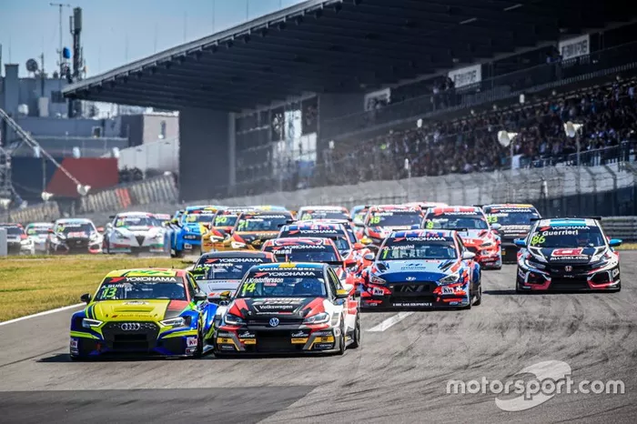 Start actiom, Antti Buri, AS Motorsport Audi RS3 LMS, Johan Kristoffersson, SLR Volkswagen Volkswagen Golf GTI TCR
