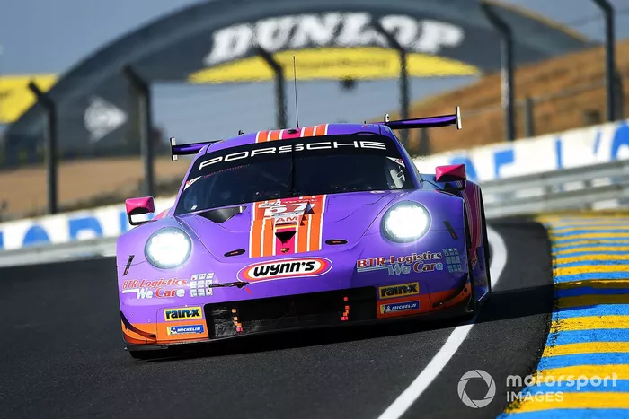 #56 Team Project 1 Porsche 911 RSR: Ben Keating, Felipe Fraga, Jeroen Bleekemolen
