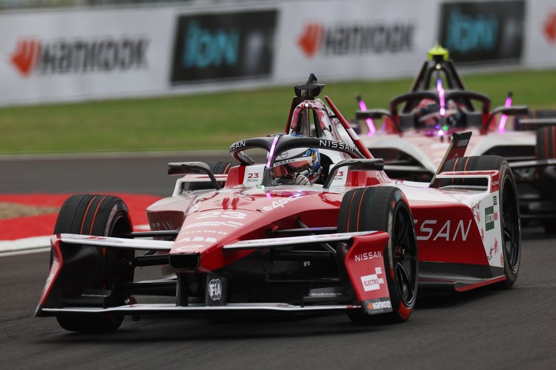 Oliver Rowland, zespół Nissan Formula E