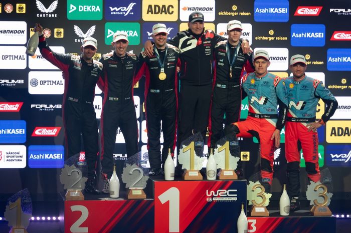 Podium: Winners Kalle Rovanperä, Jonne Halttunen, Toyota Gazoo Racing WRT Toyota GR Yaris Rally1, second place Elfyn Evans, Scott Martin, Toyota Gazoo Racing WRT Toyota GR Yaris Rally1, third place Ott Tänak, Martin Järveoja, Hyundai World Rally Team Hyun