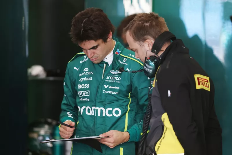 Lance Stroll, Aston Martin Racing, test Pirelli Silverstone
