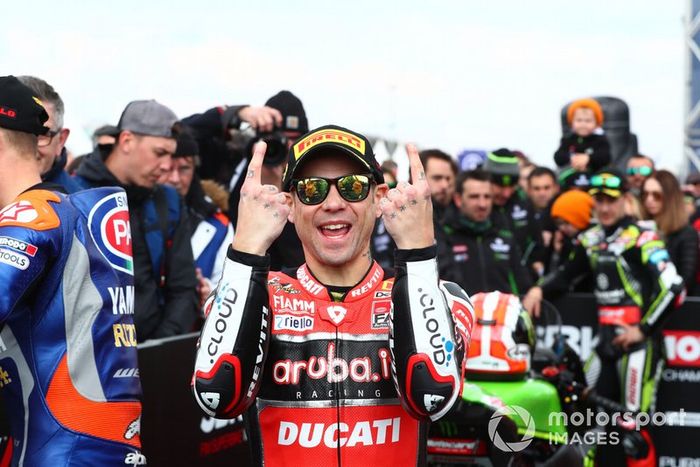Alvaro Bautista, Aruba.it Racing-Ducati Team, Jonathan Rea, Kawasaki Racing looks on