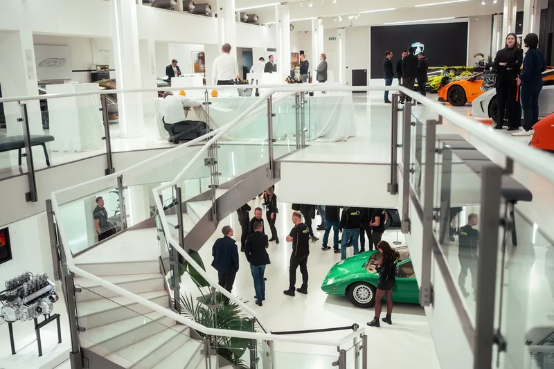 La consegna della Huracan di Mirko Bortolotti al Museo Lamborghini