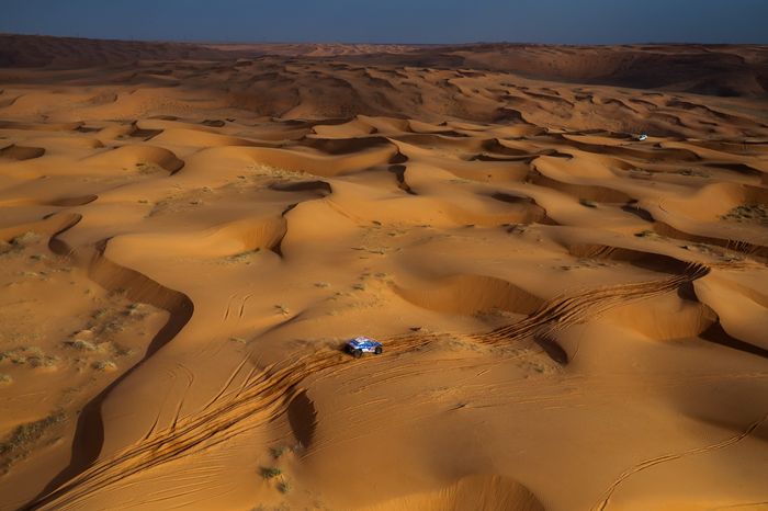 #237 Coronel Dakar Team Century: Tim Coronel, Tom Coronel