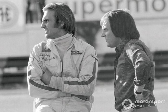 El jefe de Brabham, Bernie Ecclestone, con Carlos Reutemann