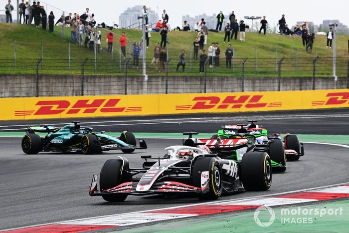 Kevin Magnussen, Haas VF-24, Valtteri Bottas, Kick Sauber C44, Daniel Ricciardo, RB F1 Team VCARB 01, Lance Stroll, Aston Martin AMR24