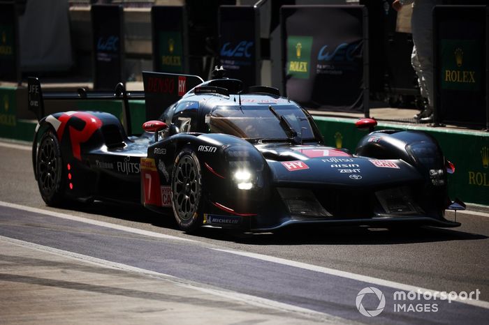 #7 Toyota Gazoo Racing Toyota GR010 - Hybryda: Mike Conway, Kamui Kobayashi, Nyck de Vries