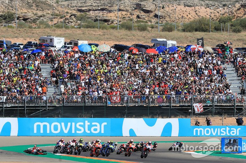 Аварія Хорхе Лоренсо, Ducati Team, на старті гонки