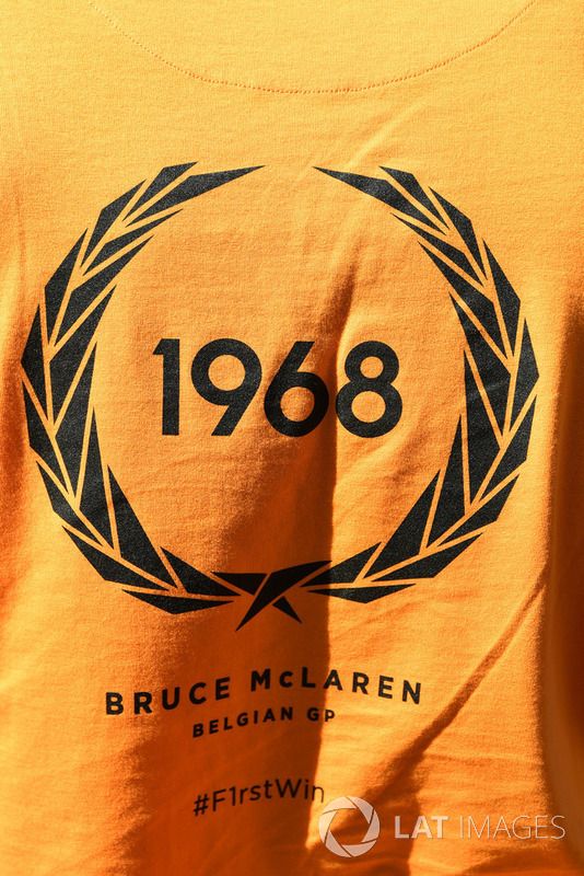 Logo de la primera victoria de Bruce McLaren