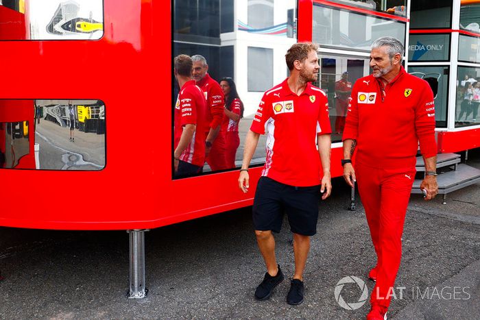 Sebastian Vettel, Ferrari, Maurizio Arrivabene Director del equipo, Ferrari