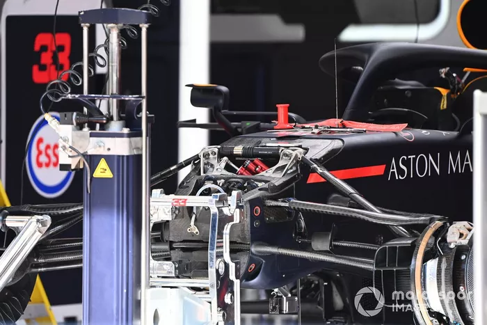 Red Bull Racing RB16 front suspension detail