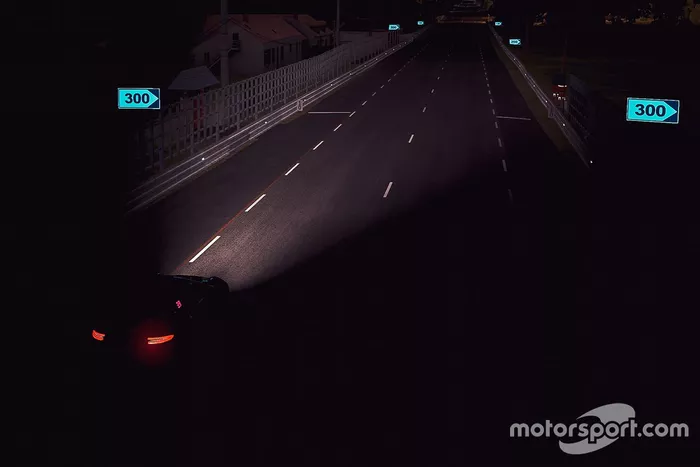 Acción de carrera en la noche