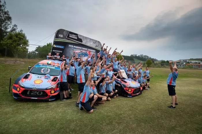 Celebración del campeonato de equipos de Hyundai Motorsport