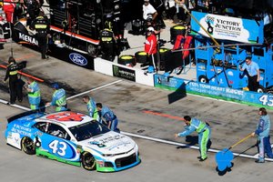 Darrell Wallace Jr., Richard Petty Motorsports, Chevrolet Camaro Victory Junction