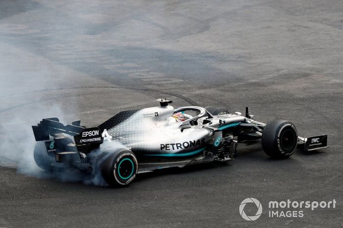 Lewis Hamilton se ha proclamado heptacampeón en su carrera número 264, y ya tiene 93 victorias (récord histórico) y 93 victorias (también récord)