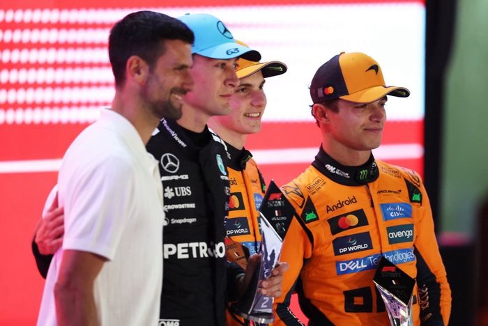 Lando Norris, McLaren, Oscar Piastri, McLaren, George Russell, Mercedes