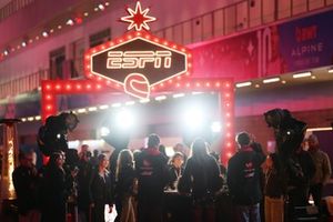 Esteban Ocon, Haas F1 Team, Oliver Bearman, Haas F1 Team