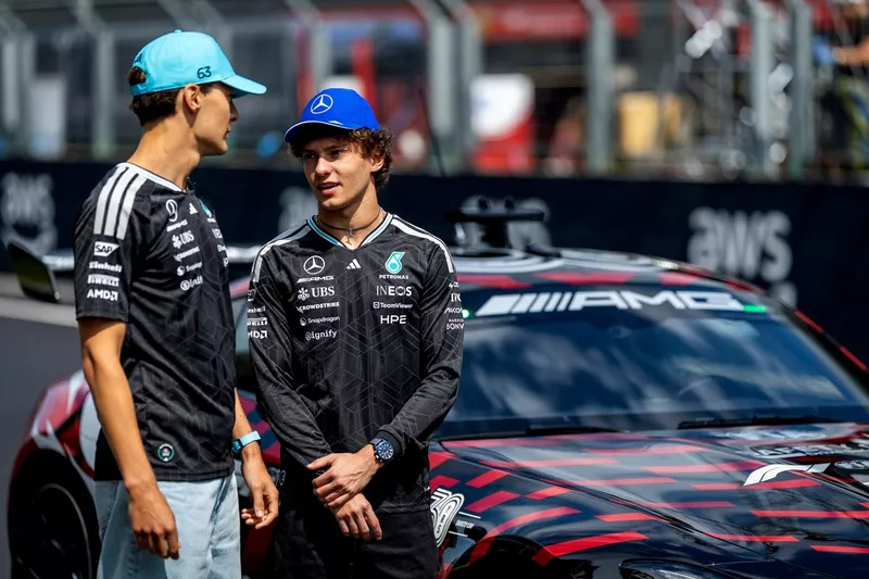 George Russell, Mercedes; Andrea Kimi Antonelli, Mercedes
