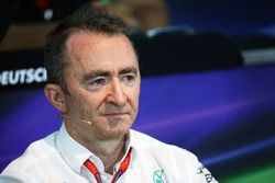 Paddy Lowe, Director de ejecutivo de F1 de Mercedes AMG, en la Conferencia de prensa FIA
