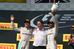 Podium: winnaar Lewis Hamilton, Mercedes AMG F1 Team, tweede Nico Rosberg, Mercedes AMG F1 Team