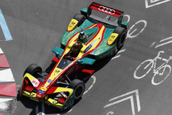 LGT Logo auf dem Audi Sport ABT Schaeffler Auto