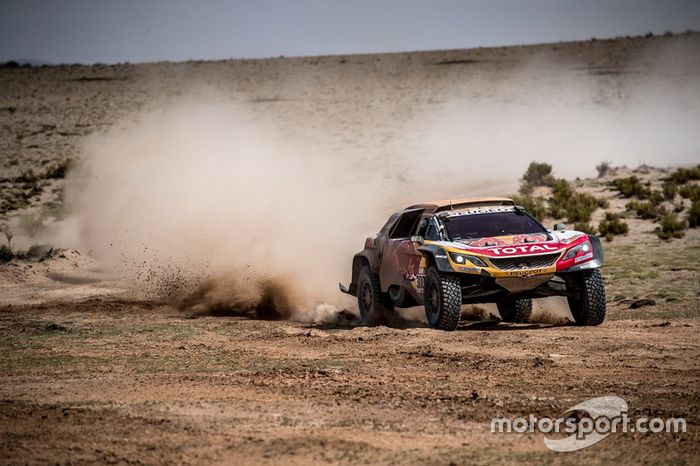 #300 Peugeot Sport Peugeot 3008 DKR: Stéphane Peterhansel, Jean-Paul Cottret