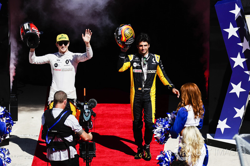 Nico Hulkenberg, Renault Sport F1 Team, Carlos Sainz Jr., Renault Sport F1 Team,