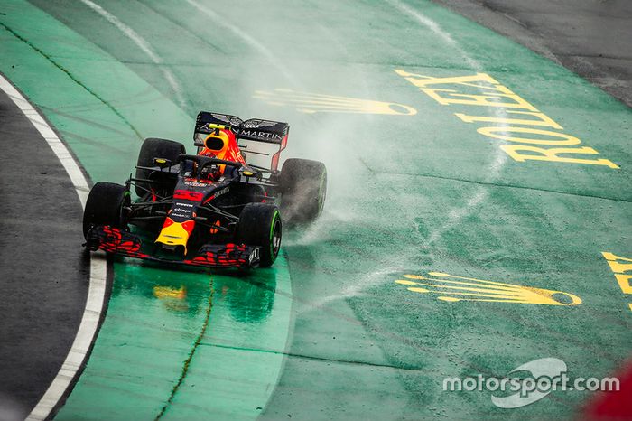 7: Max Verstappen, Red Bull Racing RB14, 1'38.032