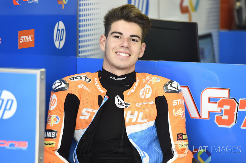 Augusto Fernandez, Pons HP40