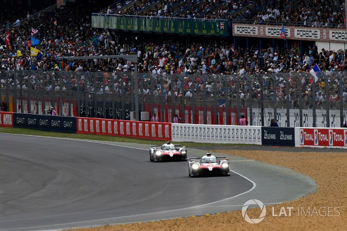 #7 Toyota Gazoo Racing Toyota TS050: Mike Conway, Kamui Kobayashi, Jose Maria Lopez, #8 Toyota Gazoo Racing Toyota TS050: Sébastien Buemi, Kazuki Nakajima, Fernando Alonso