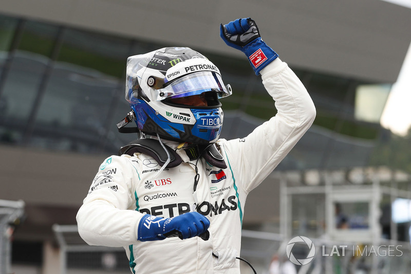 Valtteri Bottas, Mercedes AMG F1, celebrates pole position